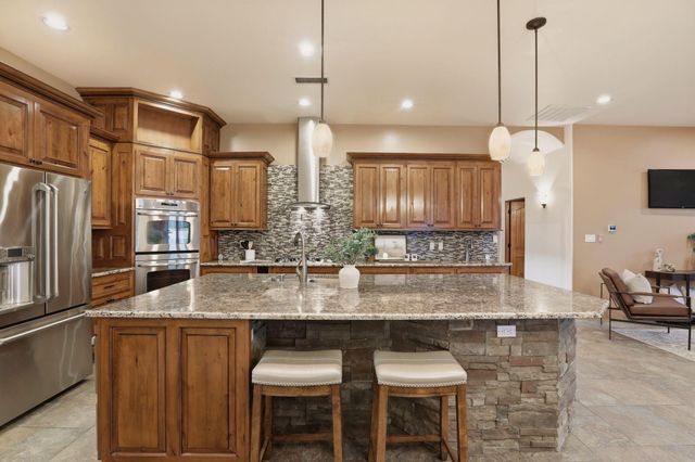 1202 Gabaldon Road NW, Albuquerque, NM 87104
