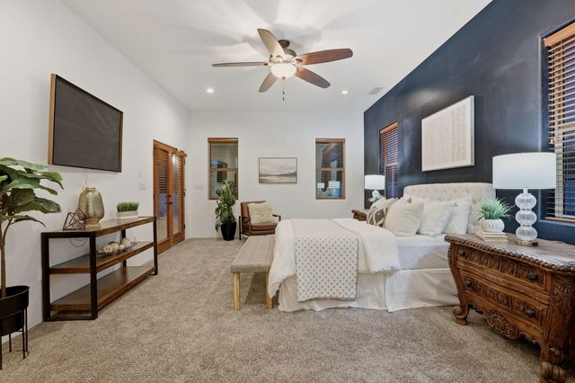 1202 Gabaldon Road NW, Albuquerque, NM 87104