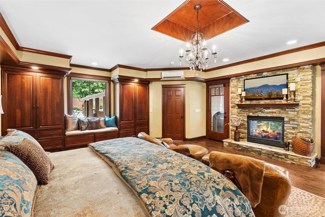 9825 Glory Drive SE, Olympia, WA 98513