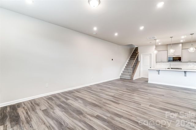 3827 Cheyney Park Drive, Charlotte, NC 28269