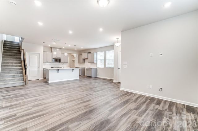 3827 Cheyney Park Drive, Charlotte, NC 28269