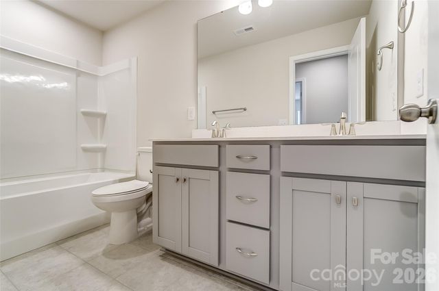 3827 Cheyney Park Drive, Charlotte, NC 28269