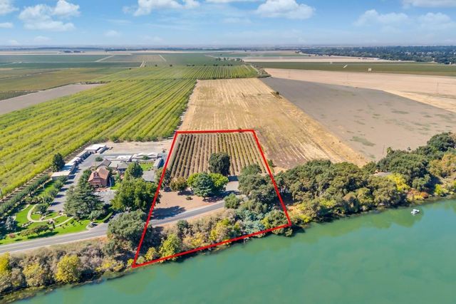 32852 S River Rd, Clarksburg, CA 95612