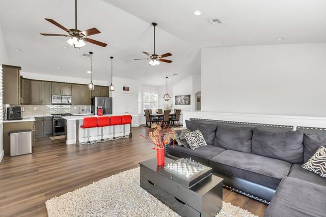 32852 S River Rd, Clarksburg, CA 95612