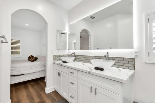 32852 S River Rd, Clarksburg, CA 95612