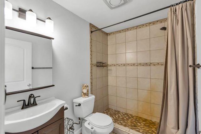 32852 S River Rd, Clarksburg, CA 95612