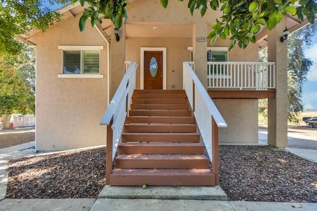 32852 S River Rd, Clarksburg, CA 95612