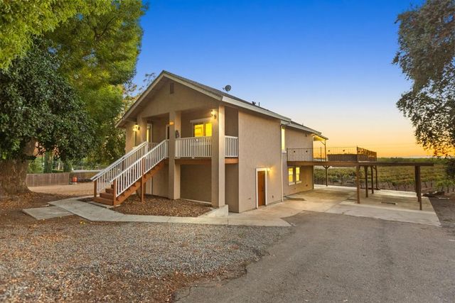 32852 S River Rd, Clarksburg, CA 95612