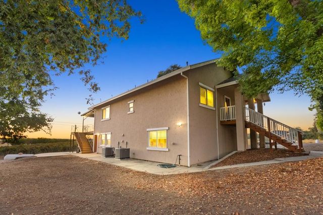 32852 S River Rd, Clarksburg, CA 95612