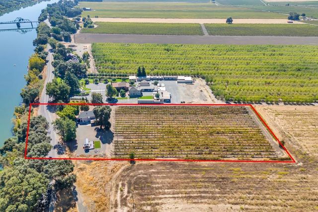 32852 S River Rd, Clarksburg, CA 95612