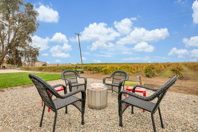 32852 S River Rd, Clarksburg, CA 95612