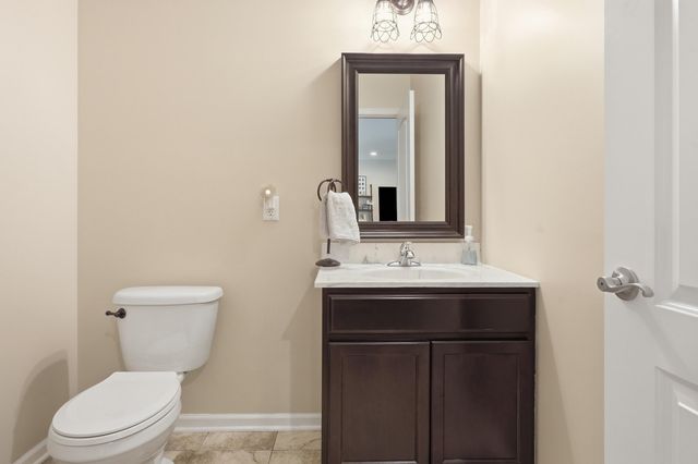 84 Bergamo Lane, Crown Point, IN 46307