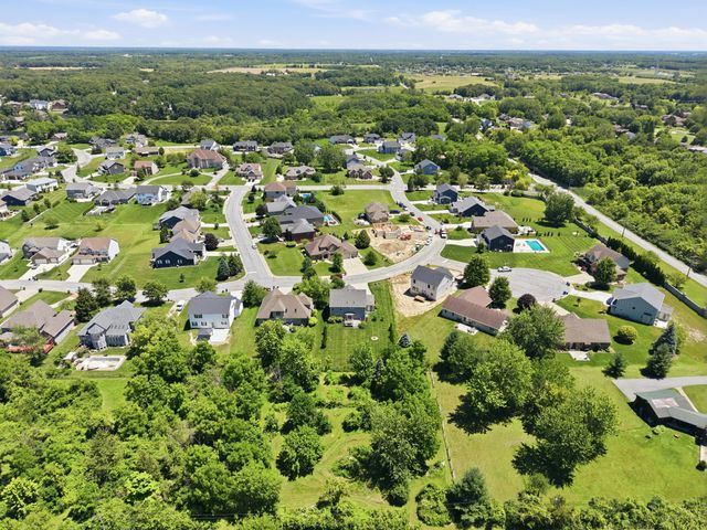 84 Bergamo Lane, Crown Point, IN 46307