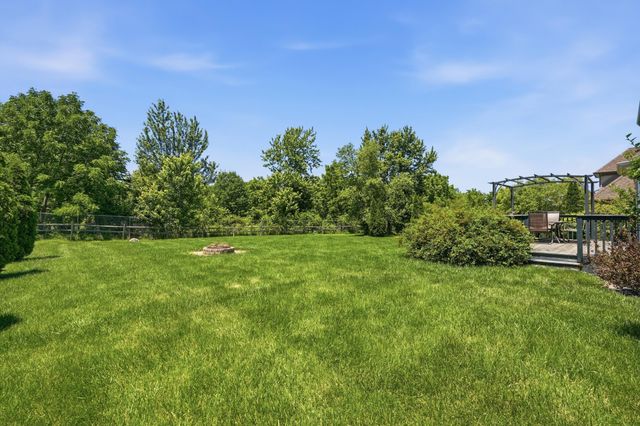 84 Bergamo Lane, Crown Point, IN 46307