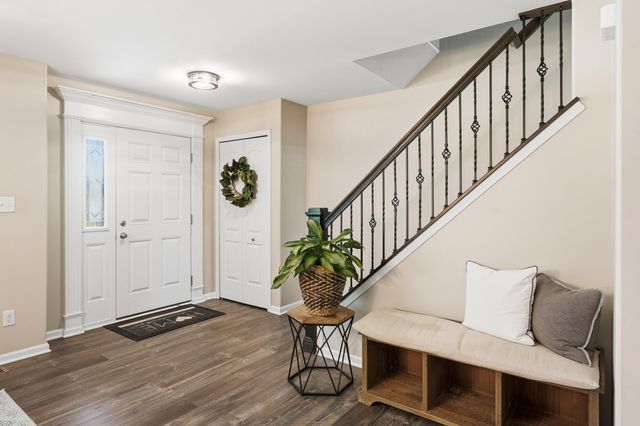 84 Bergamo Lane, Crown Point, IN 46307