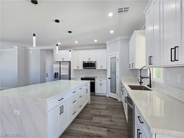 6920 Longmeadow Drive, Pahrump, NV 89061