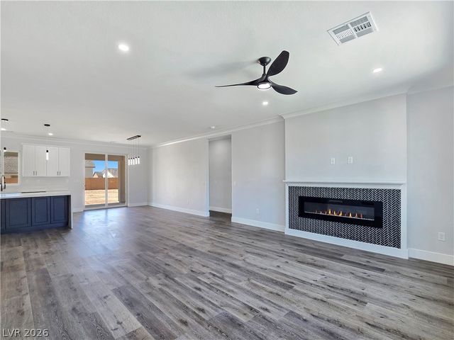 6920 Longmeadow Drive, Pahrump, NV 89061