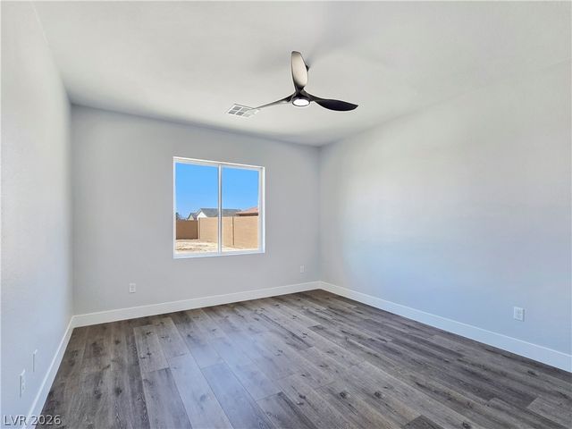 6920 Longmeadow Drive, Pahrump, NV 89061
