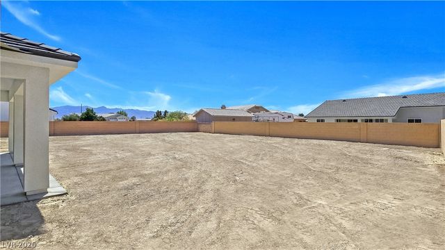 6920 Longmeadow Drive, Pahrump, NV 89061