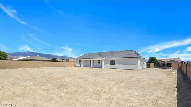 6920 Longmeadow Drive, Pahrump, NV 89061