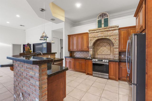5973 SW 54th Court, Davie, FL 33314