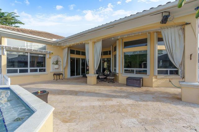 5973 SW 54th Court, Davie, FL 33314