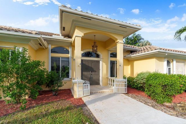 5973 SW 54th Court, Davie, FL 33314