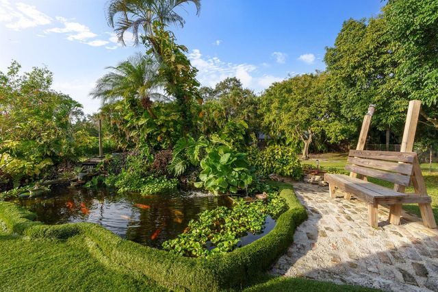 5973 SW 54th Court, Davie, FL 33314