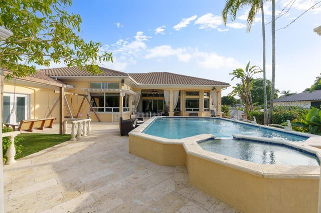 5973 SW 54th Court, Davie, FL 33314