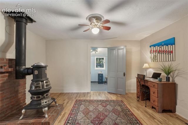215 Washington Avenue, Manitou Springs, CO 80829