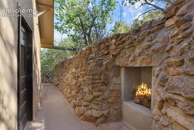 215 Washington Avenue, Manitou Springs, CO 80829