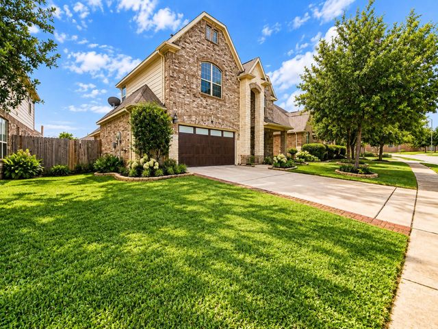 8410 Misty Mountain Trail Lane, Spring, TX 77389