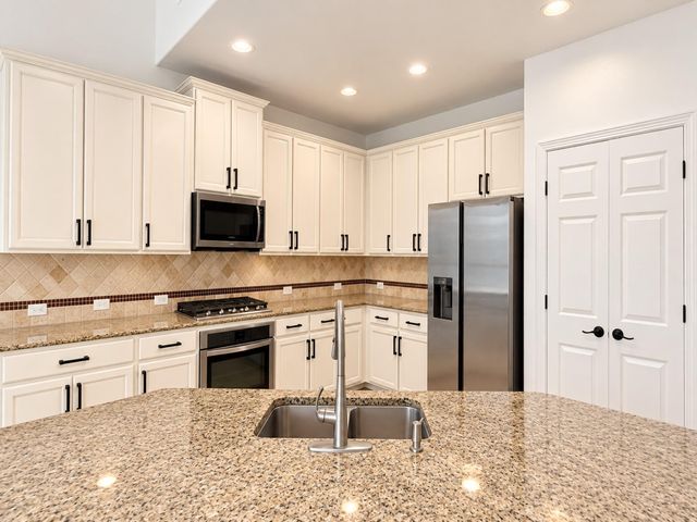 8410 Misty Mountain Trail Lane, Spring, TX 77389
