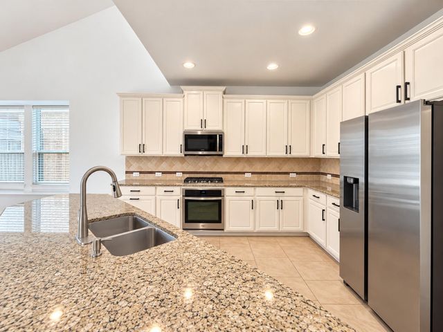 8410 Misty Mountain Trail Lane, Spring, TX 77389