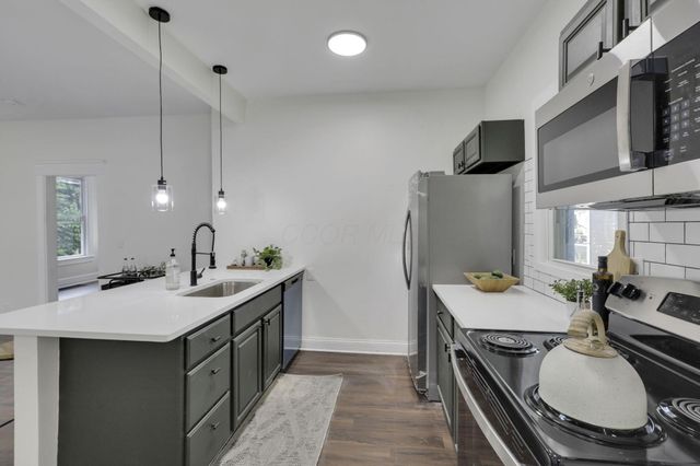 638 E 6th Avenue, Lancaster, OH 43130