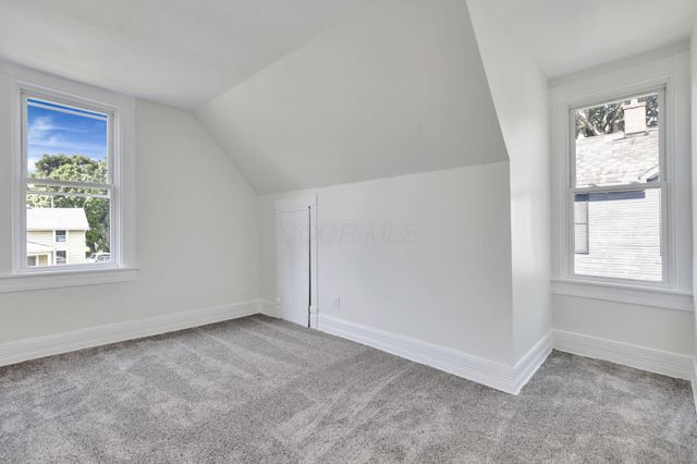 638 E 6th Avenue, Lancaster, OH 43130