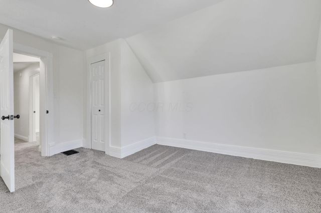 638 E 6th Avenue, Lancaster, OH 43130