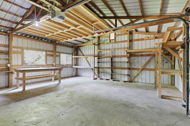 638 E 6th Avenue, Lancaster, OH 43130