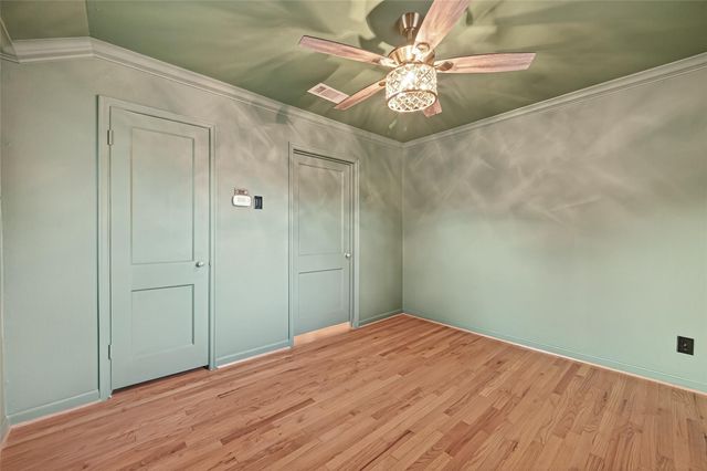 6405 Pinehurst Drive, Houston, TX 77023