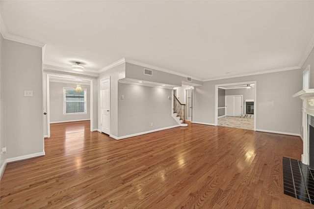 6405 Pinehurst Drive, Houston, TX 77023