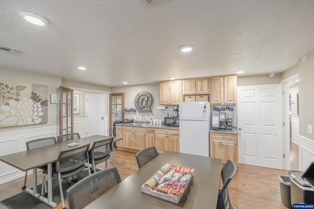 1209 SE Shortridge (& 1215) St, Albany, OR 97322