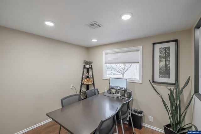 1209 SE Shortridge (& 1215) St, Albany, OR 97322