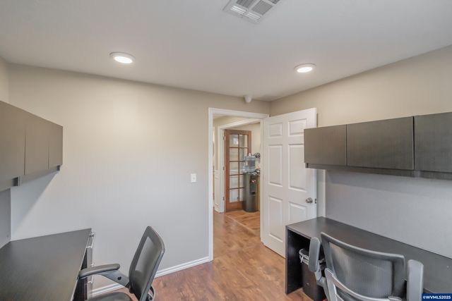 1209 SE Shortridge (& 1215) St, Albany, OR 97322