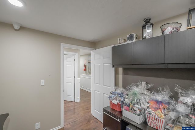 1209 SE Shortridge (& 1215) St, Albany, OR 97322