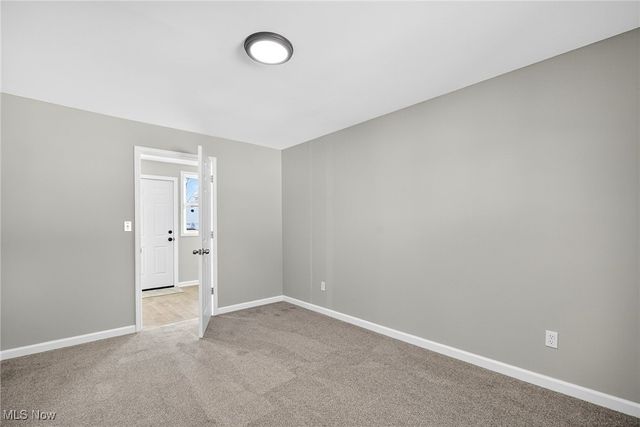 2365 Tod Avenue NW, Warren, OH 44485