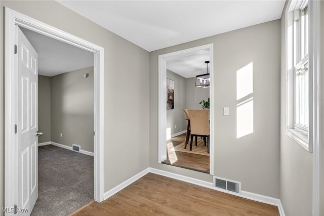 2365 Tod Avenue NW, Warren, OH 44485