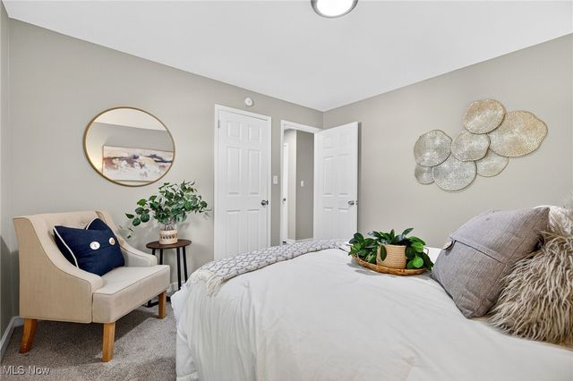 2365 Tod Avenue NW, Warren, OH 44485