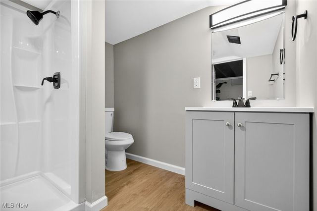 2365 Tod Avenue NW, Warren, OH 44485