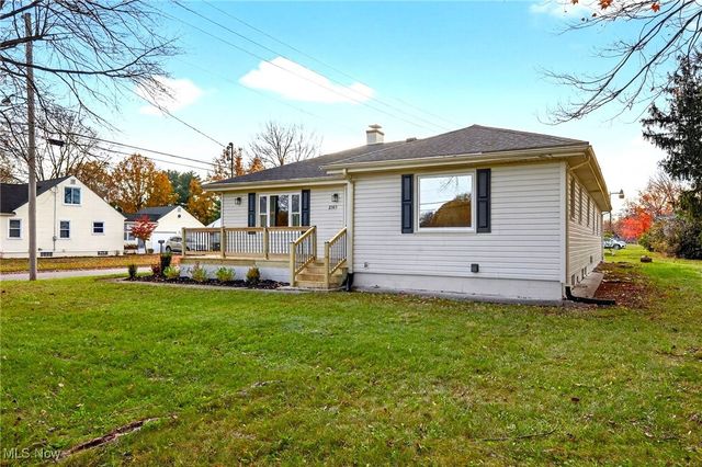 2365 Tod Avenue NW, Warren, OH 44485