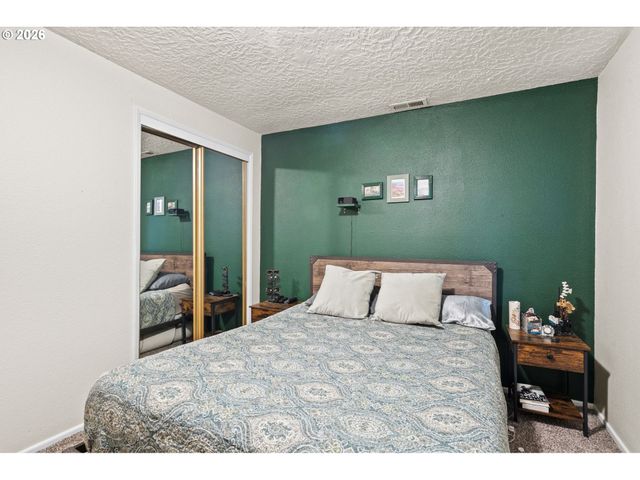 8718 Ne 95TH St, Vancouver, WA 98662